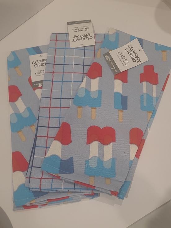 Other - Celebrate Kitchen Towels (6)